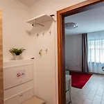 Lovely Apartman- Free Parking Lejlighed Pécs