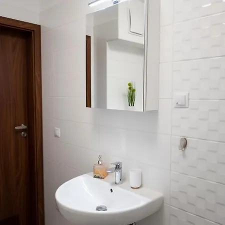 Lovely Apartman- Free Parking Daire