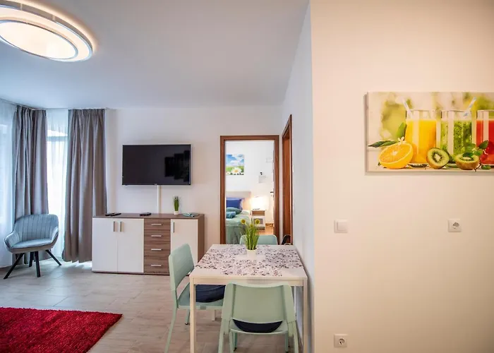 Apartamento Lovely Apartman- Free Parking