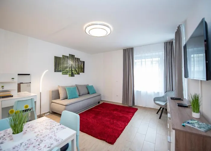 Апартаменты Lovely Apartman- Free Parking *
